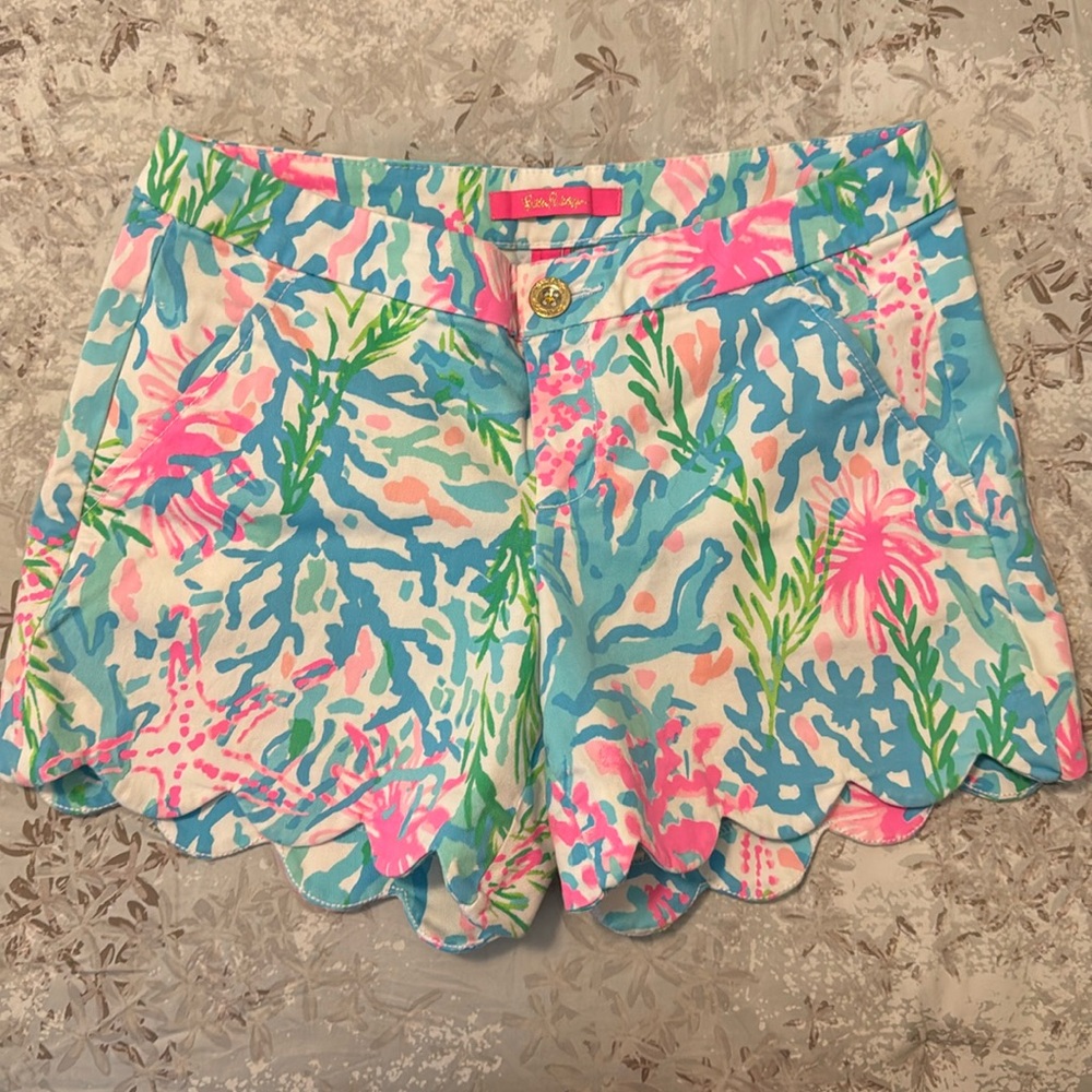 Lilly Pulitzer Buttercup Shorts Size 2 Coral Bay Print